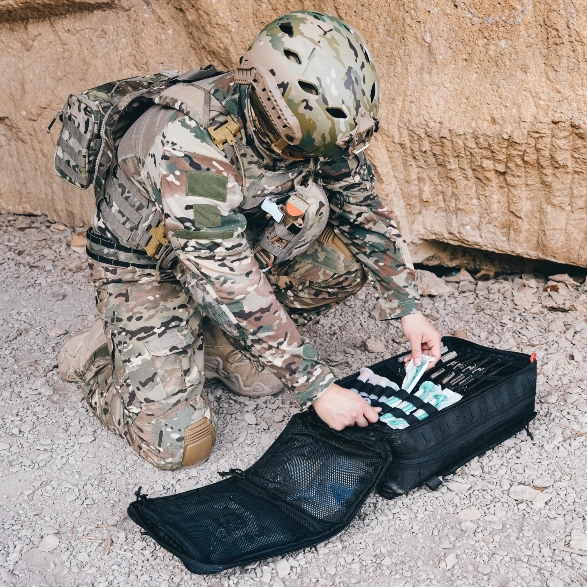 ASSAULT MEDICAL BACKPACK-R20 - Image 9